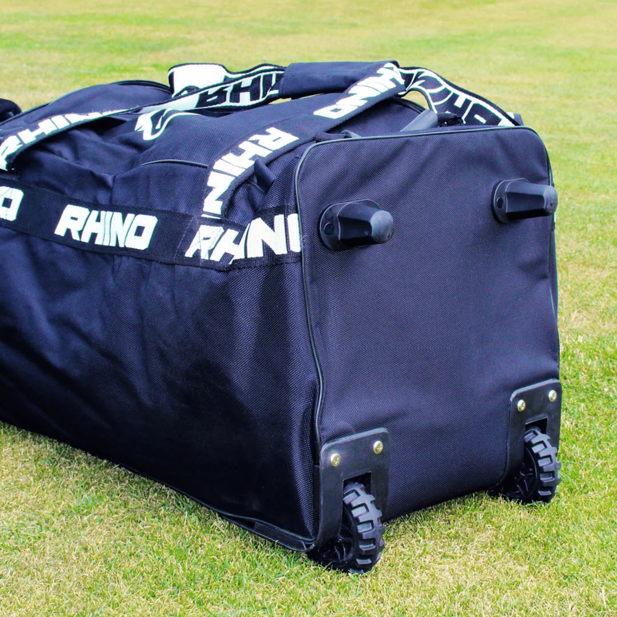 Team Wheelie Kit Bag